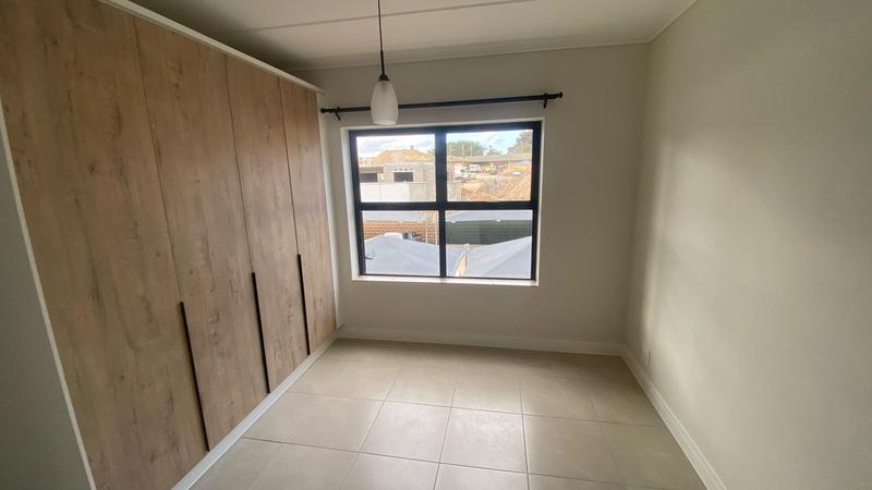 To Let 1 Bedroom Property for Rent in Richwood Western Cape